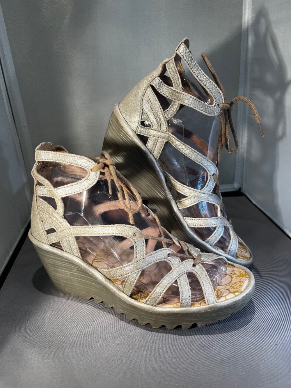 Fly London Yuke Metallic Silver/Gray Wedge Sandal Size 39 (8-8.5)